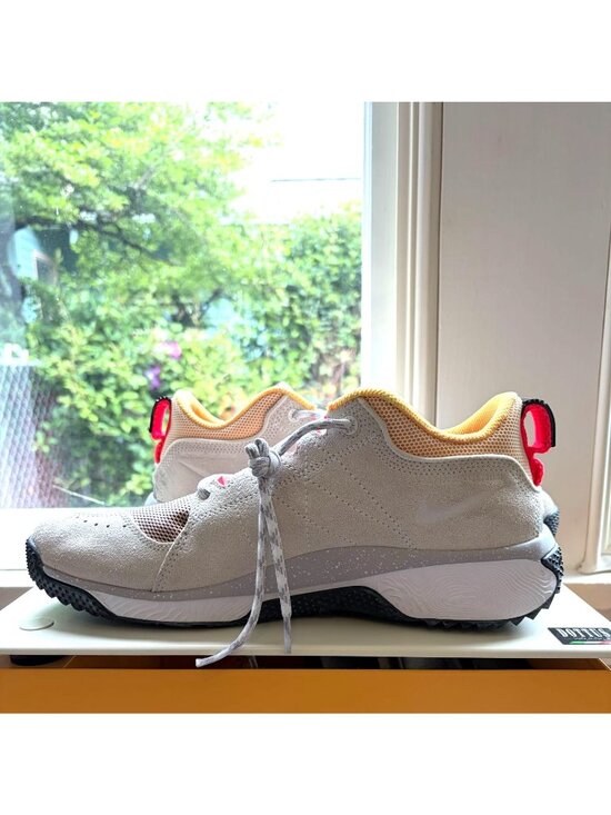 Nike ACG Dog Mountain Summit White Black Laser Orange Men\'s Size 12.5